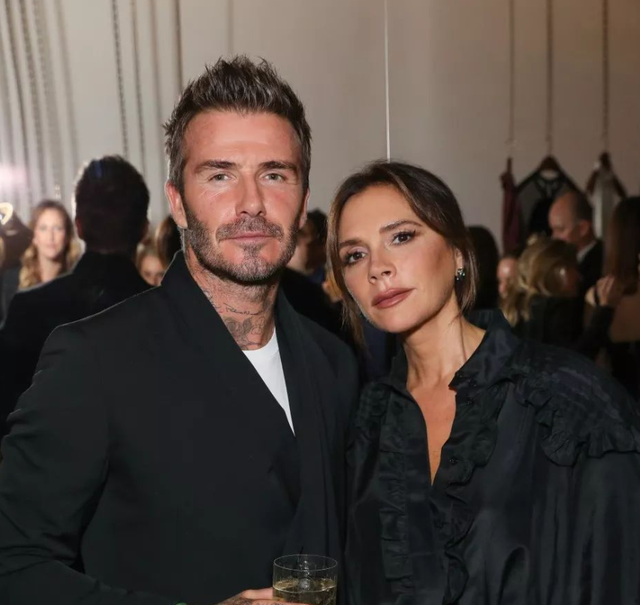 想见你|结婚23年贝克汉姆多次出轨，儿子们又菜，维多利亚真有三头六臂？