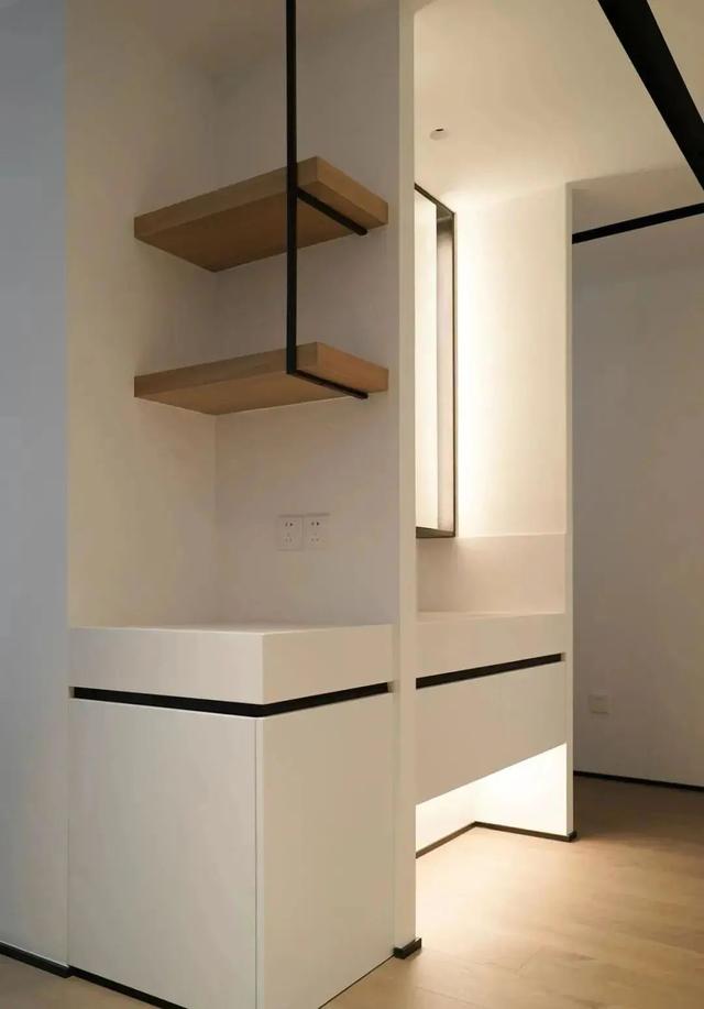 64㎡轻奢两居室,柜子设计是最大亮点,颜值高又好用,值得借鉴!