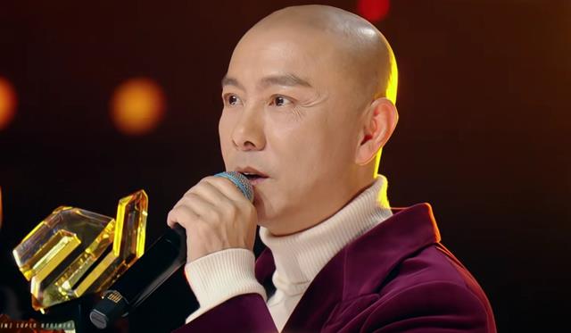 张卫健|《追光吧！》结束后，张卫健参加新综艺，何炅担任节目主持