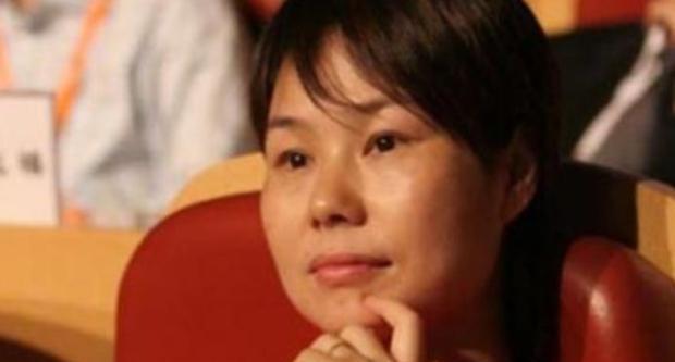 马云|为什么马云说，没有他老婆就没有阿里巴巴，妻子张瑛有多不简单？