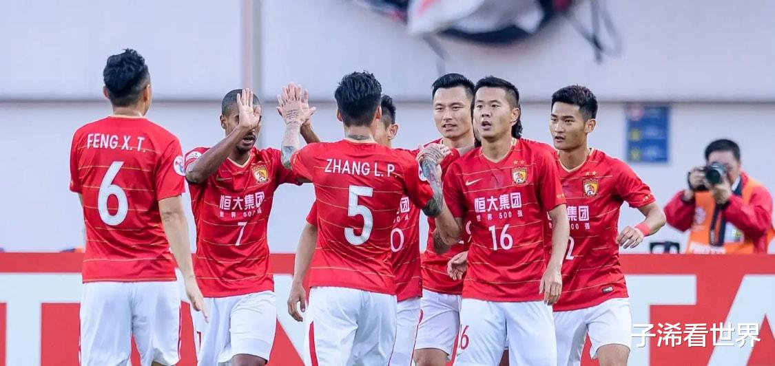广州队|上午11点！上海媒体报道恒大引爆争议，球迷吐槽：你们太不要脸了
