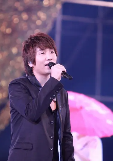 |不会演戏的演员不是好歌手？这些跨界歌手你认出了几个？