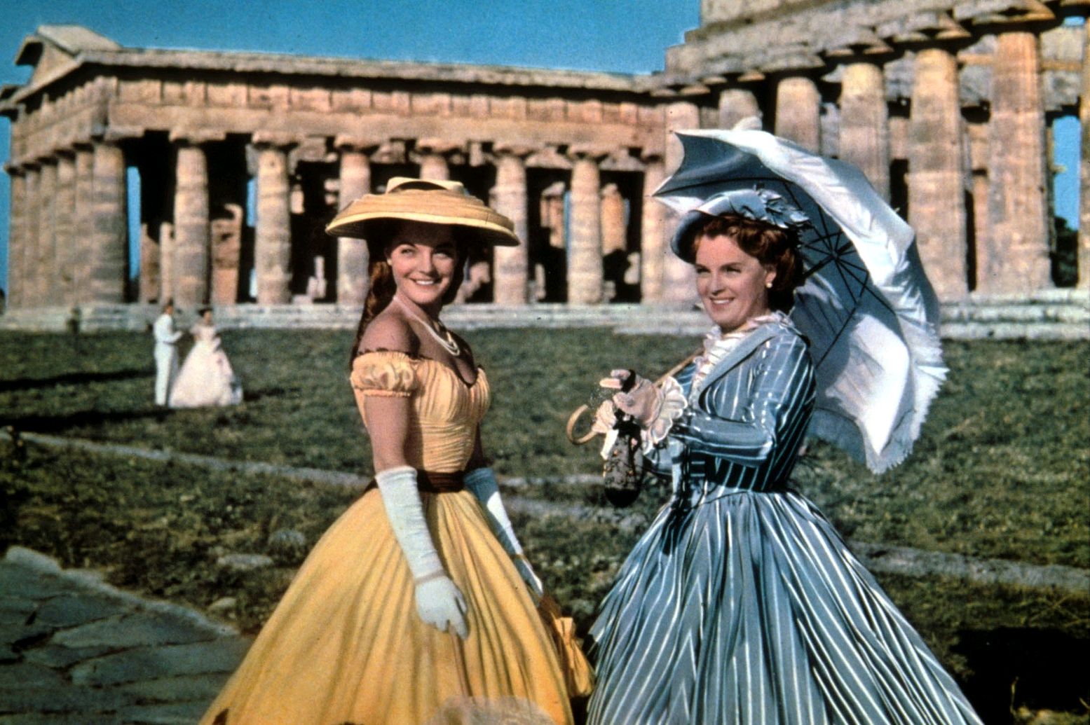 茜茜公主|茜茜公主三部曲背后的7个秘密：超6公斤的假发让罗密头疼。