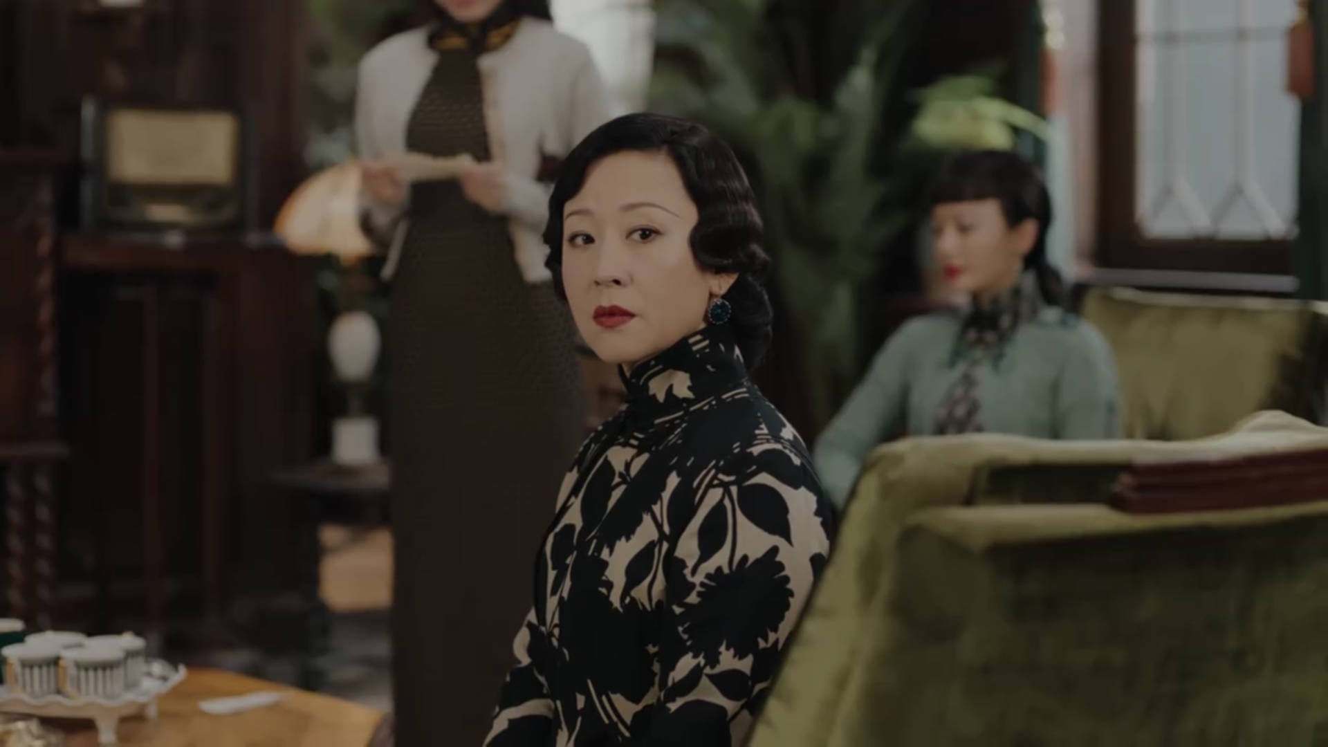 钟玉|《传家》这一个举动可看出，黄莹如一直防着易钟玉