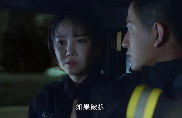 整容 明星整容后遗症:“一刀削”脸僵挂不住肉,演戏五官乱飞,没眼看