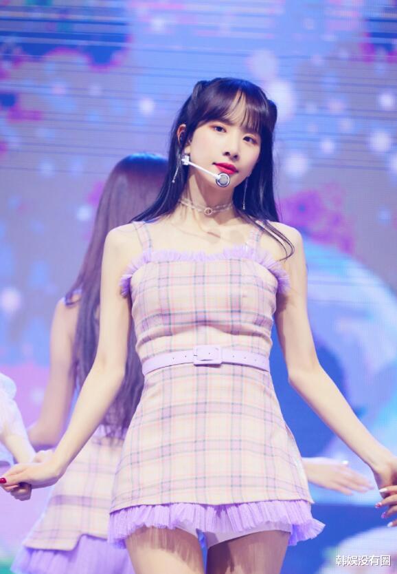 |打电话给前女友？宇宙少女雪娥回复粉丝提问，被赞“名句王”