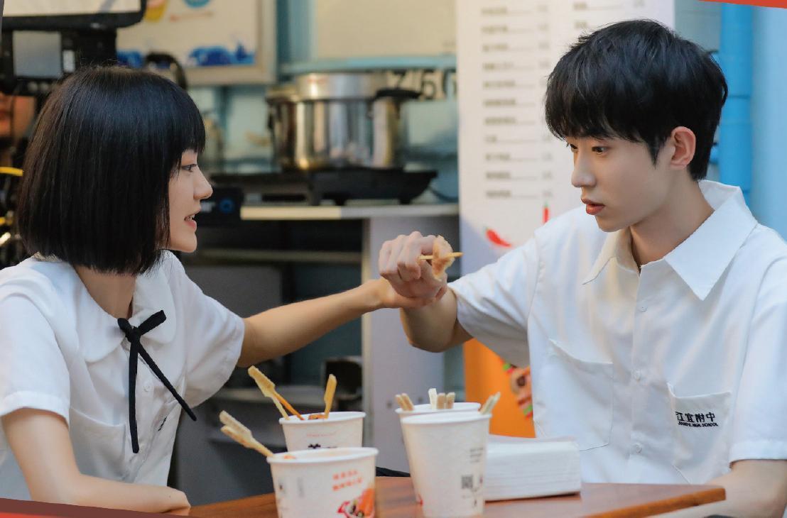 学霸|又一校园甜宠剧将至,直球少女邂逅清冷学霸,上演别样暗恋