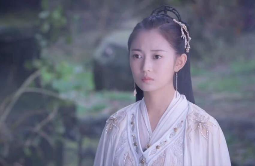 人物设定|6位“眼大无神”的女星，长得如花似玉，演戏却没有灵气，好木讷