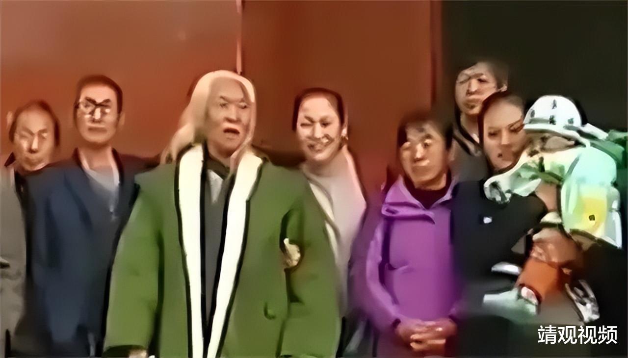 2017年九旬老人,挂宝剑带34万现金找战友儿子,25年秘密就此揭开