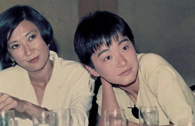 林青霞|林青霞的好友除了金圣华,还有施南生,认识40年的铁闺蜜