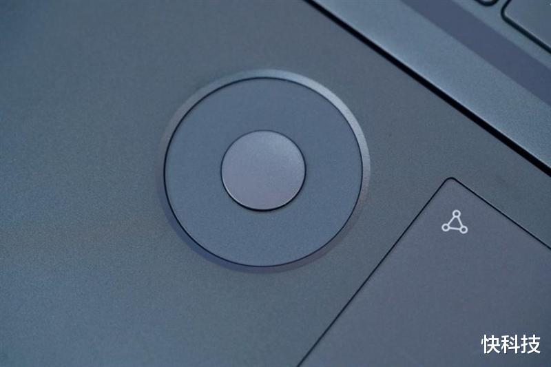 华硕灵耀X Pro笔记本评测：一个小旋钮搞定Adobe全家桶