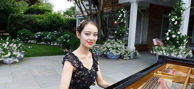 郎朗 有种“不真实”叫郎朗老婆卸下浓妆, 网友: 实力演绎啥叫判若两人