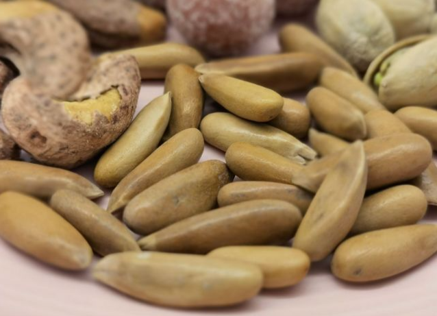 糖尿病人能吃花生吗?建议:常吃4种坚果,或对控好血糖有利