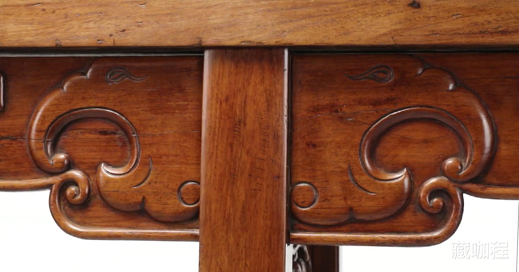 |一块玉厚五厘米,黄花梨翘头案牙板双整挖