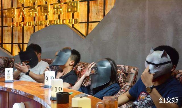 新兴行业成色情温床?大量年轻人为追求“精神高潮”,正沉迷其中