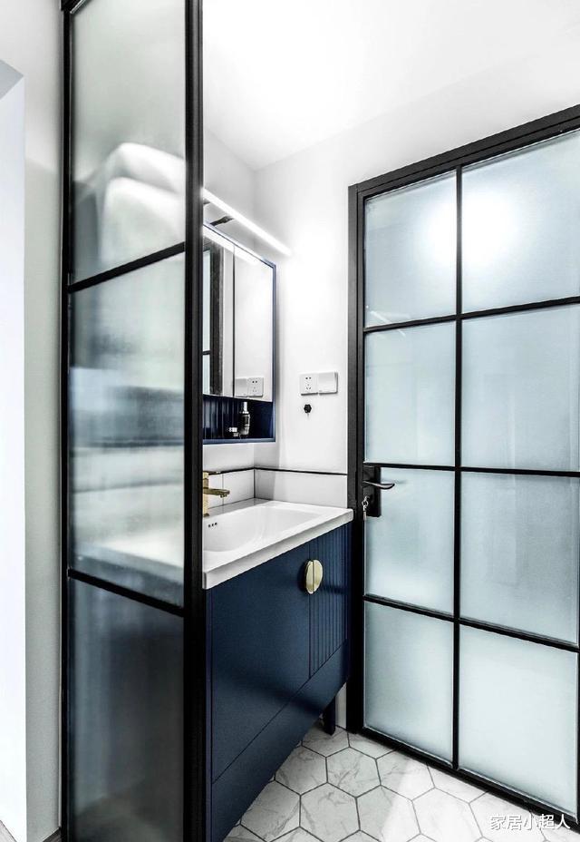 这是我见过最“透亮”的家，仅有100平，但干净的让人舍不得破坏