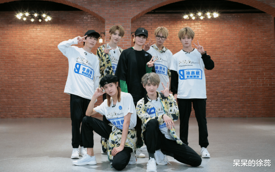 张智霖|吴卓羲的“变脸”,是对张智霖的最大肯定,《披荆斩棘》由此大火