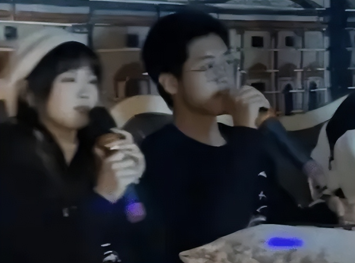 姐姐|姐姐孙悦饭后流泪,孙卓上前“拥抱”,画面温馨却遭网友“吐槽”