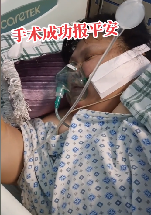 女孩 90后美女校花，被老公喂成400斤，双脚溃烂！