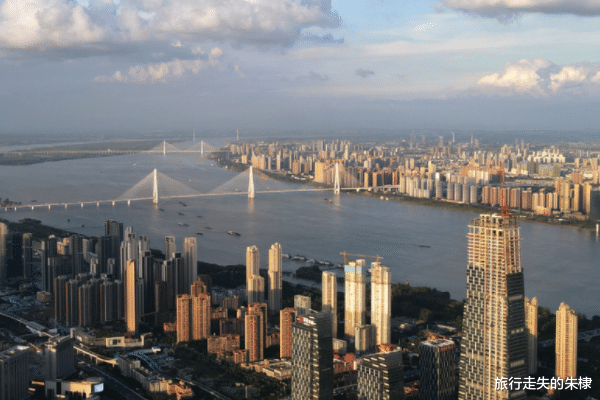 中部十强城市迎来调整,合肥超越郑州,位居第二,赣州,株洲上榜