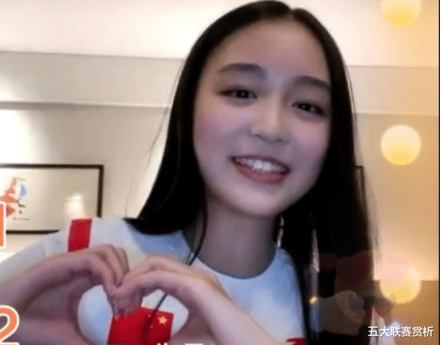 刘涛|太可爱了！朱易直播回击谣言：不回美国，希望在国内上大学