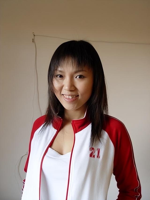 郭麒麟|郭麒麟:拍戏被意外炸飞,遭王惠骂哭后,全款秒提了辆400万豪车