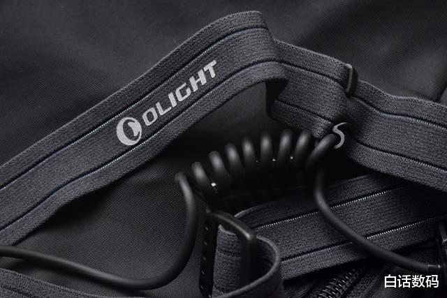 高亮|三光源+手势感应，实用性更强！傲雷Array 2 Pro头灯体验
