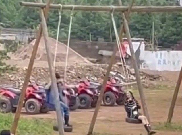 韩东君|杨幂韩东君荡秋千路透