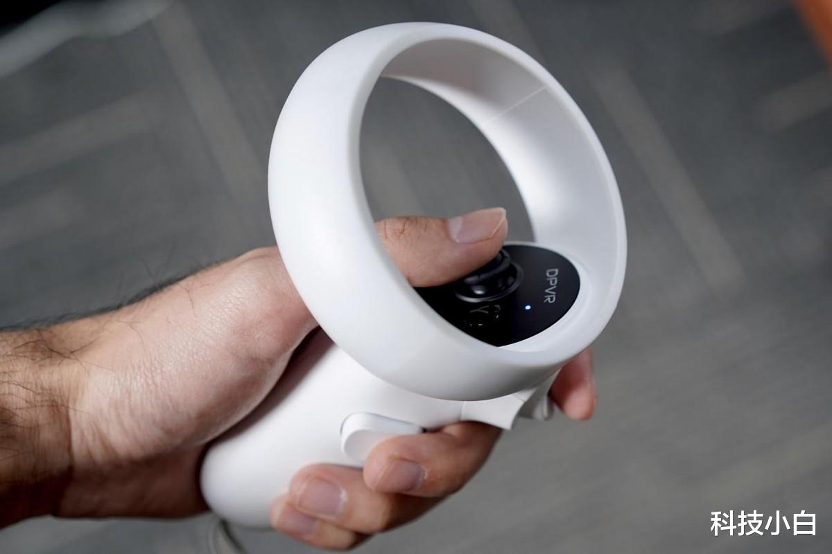 入门级PCVR大朋VR E4评测体验，或许是你的第一台VR