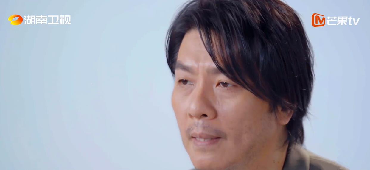 音乐会2：周深分饰多角，高情商化解饭桌尴尬，粉丝提前预定新歌