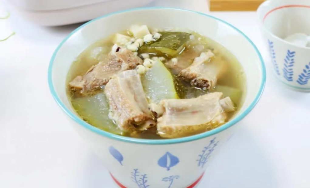 甲状腺|夏季湿气重,常给家人喝这汤,营养极高,汤汁鲜美,身体更轻松