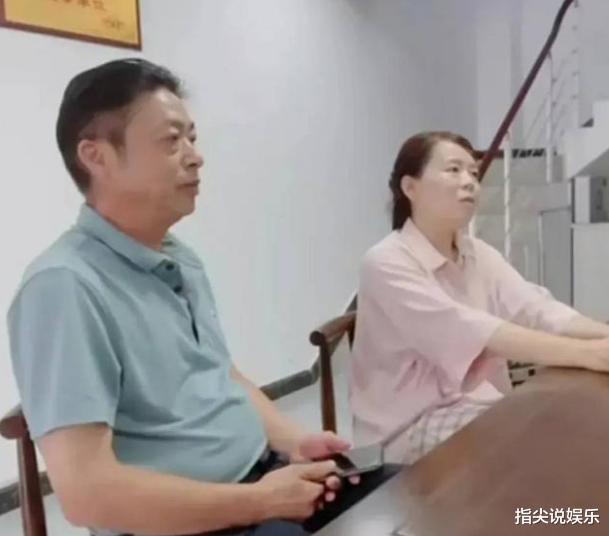 浔阳夜话晒姚爸上树照,暗示姚爸也上诉!网友:与亲家联手必胜