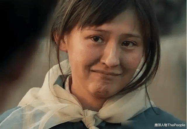 富士|70年代吃富士、电灯岔着开、化妆又美颜…年代剧别把观众当文盲了