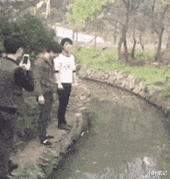 “为了卖房，开发商推出人体沙盘，有点毁三观”挺好看