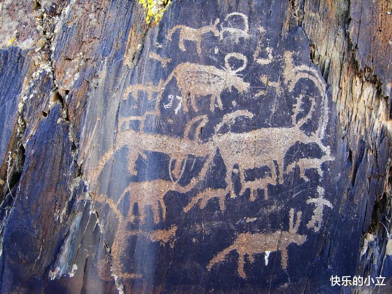 隐秘山洞出现一万年前“飞机岩画”,外星文明真的存在?真相来了