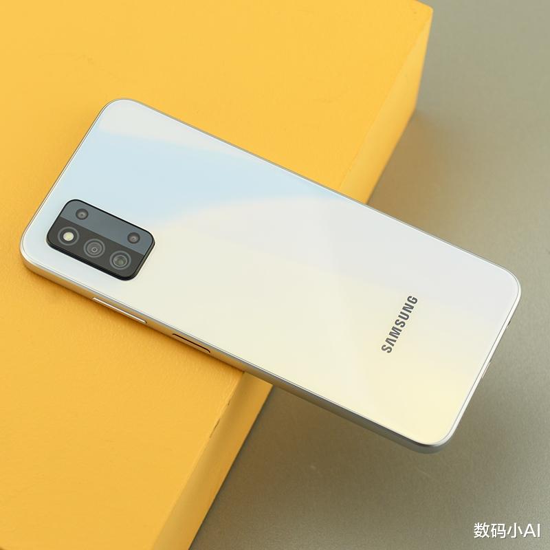 三星|1TB存储扩展+四摄，降至1499元，第一次觉得三星良心