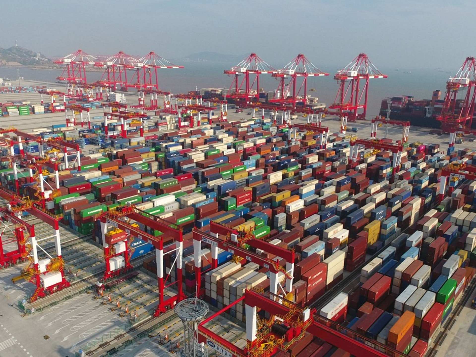 中国制造|砸掉中国电视！扬言绝不使用中国制造，如今对华进口猛增1012亿