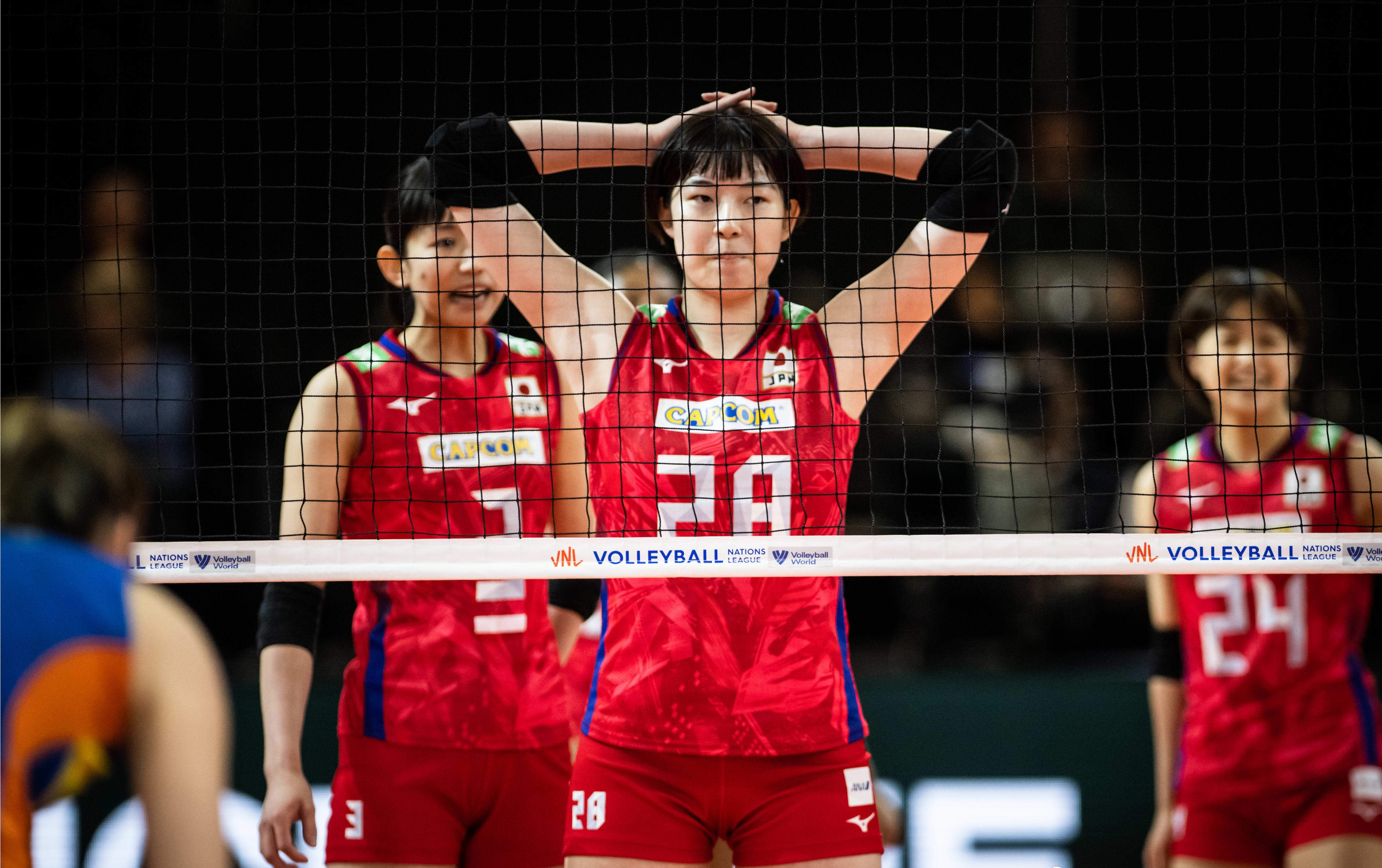 日本队|日本女排“双排名”下降，“首败”只是开始，或引发连锁反应