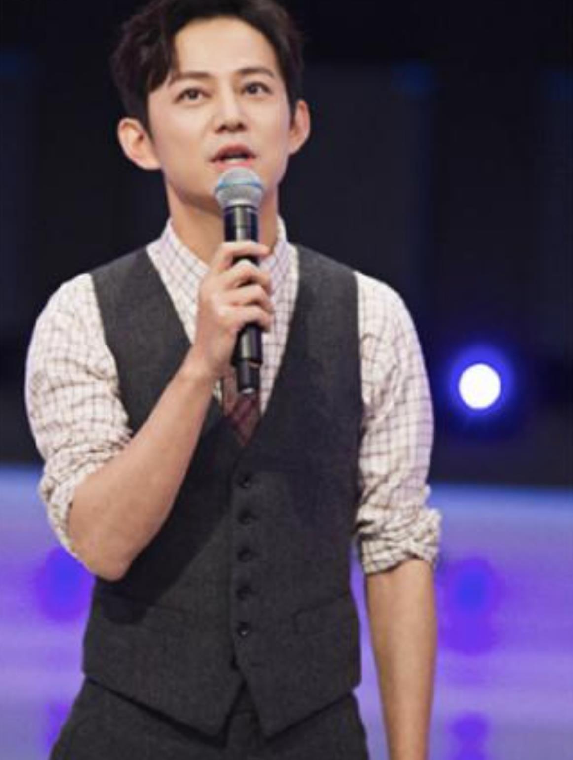 人物设定|人前人后两幅面孔！这9位戴着“面具”演戏的明星，人设洗不白了