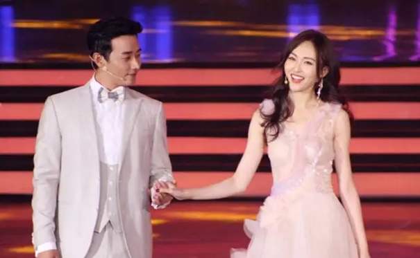 张嘉倪|有种整容叫“嫁人”，这10位女星婚后越来越美，果然恩爱装不出来