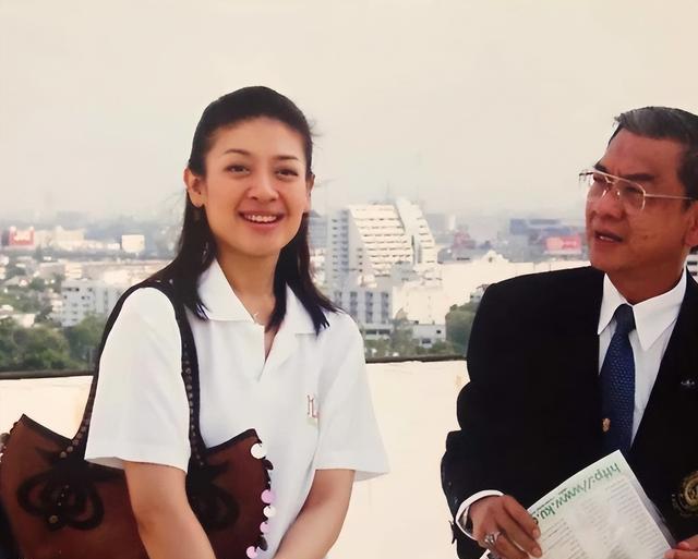 西拉米|西拉米合影玛哈晒出美照,苏提达阻拦收效甚微,储妃翻盘定局初显