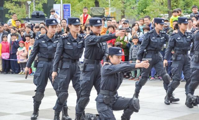 求职|又有“金饭碗”发布招聘，12万左右年薪吸引人才，学生把握住机会