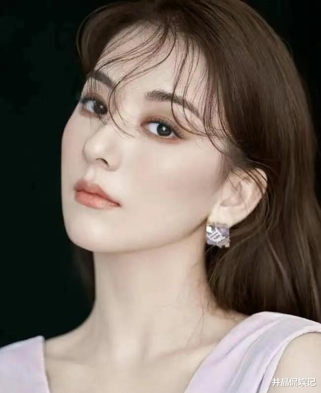 方媛|“天王嫂”方媛，费尽心思嫁入豪门，却被嘲是寒酸贵妇？