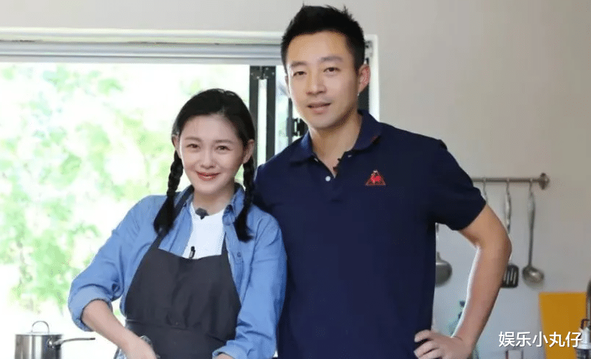 大S|前夫剥虾现夫抱着上厕所，大S把作玩出了花，小S调侃该送姐夫护腰