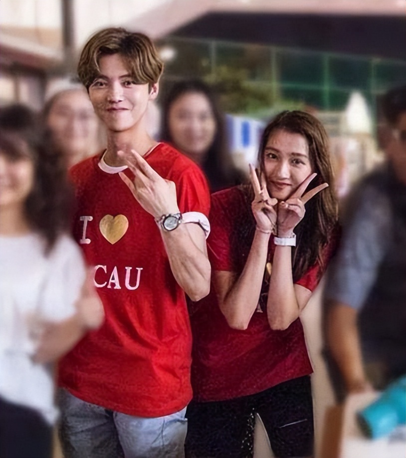 鹿晗|鹿晗的高中初吻给了她，追了3年才追上，去当练习生后女生提分手