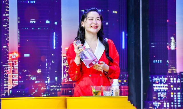 金靖|金靖之后是辣目洋子,娱乐圈的喜剧女星“人设崩塌”