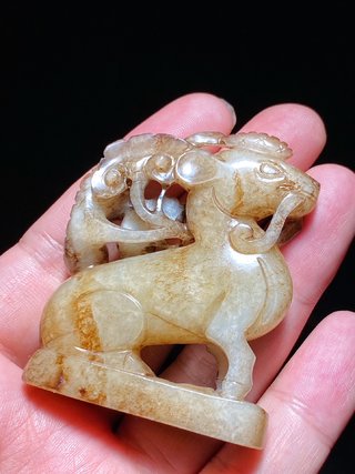 |元 和田玉籽料受沁 芝冠鹿 玉鹿 天鹿 把件 摆件 挂件