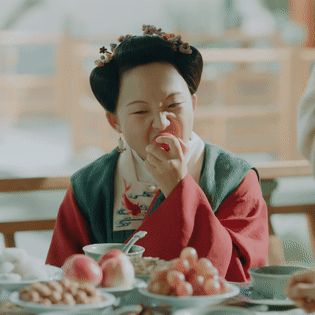 辣目洋子|霸气开公司,躺‘完’存款50万,辣目洋子新剧打了多少打工人的脸