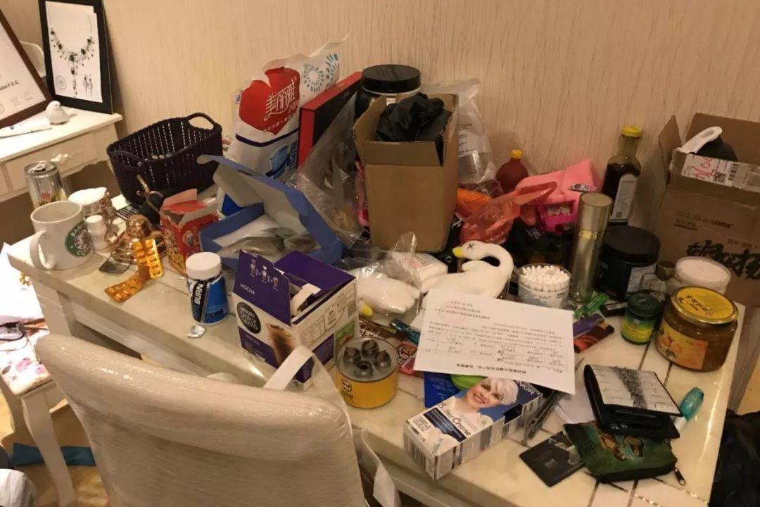 入住2年的新家,依旧窗明几净,幸亏装修时,做了这4个家居决定