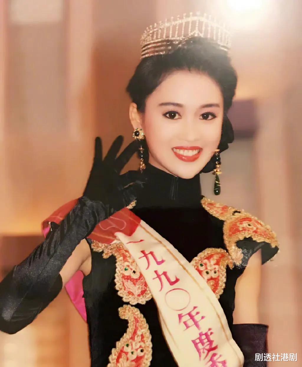 梁小冰|香港“古装美人”亮相大变样！胖到认不出，被曝一场活动收十万